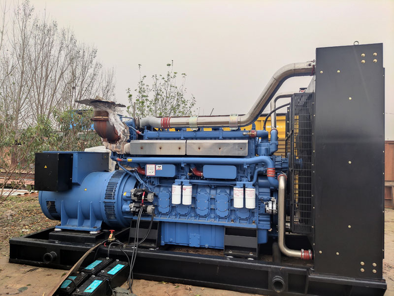 河源柴油发电机组更换机油时,应遵循哪些步骤?