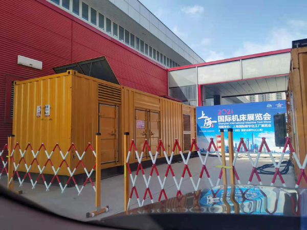 河源出租发电机-柴油发电机和汽油发电机哪个更好一些？