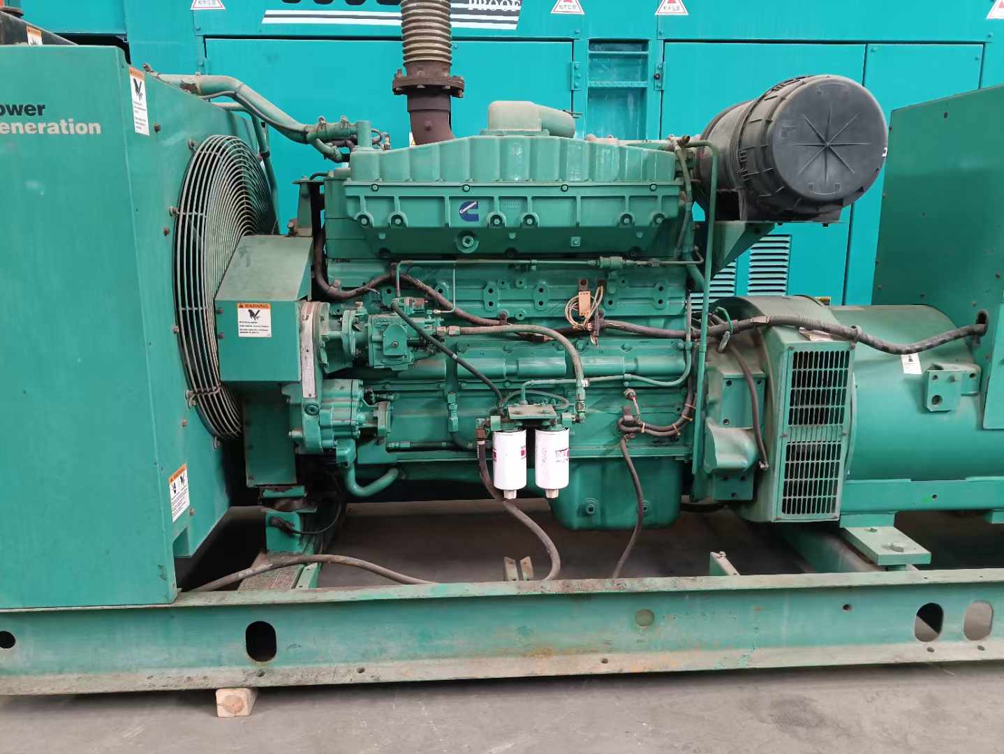 河源过载会对 600kW 柴油发电机组造成哪些损害？